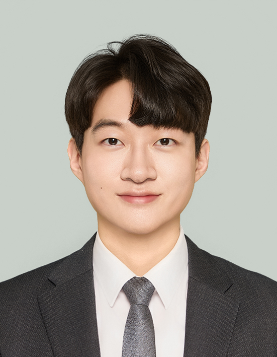 1_김수완교수_명함판사진.JPG
